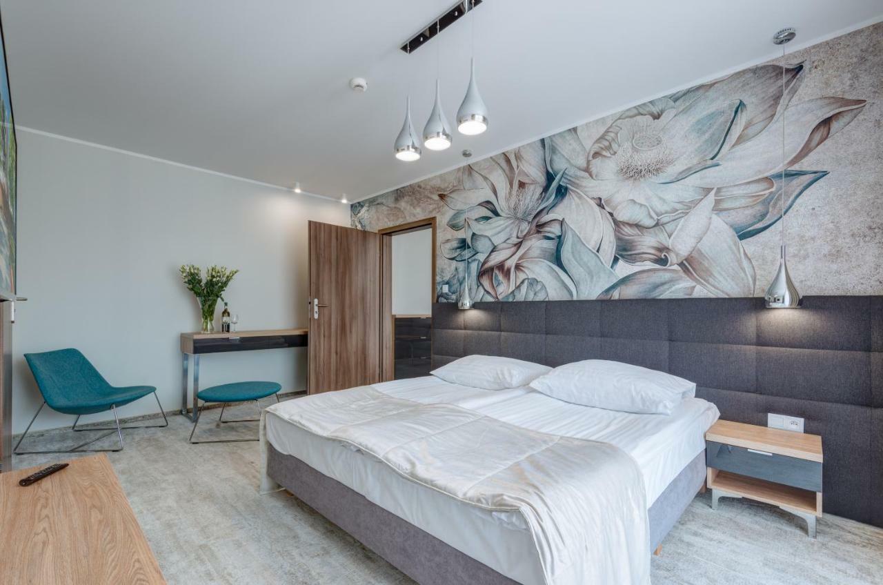 Hotel Zorza Колобжег Экстерьер фото